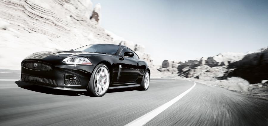  Jaguar XKR-S 2008 года  (фото 8 из 27)